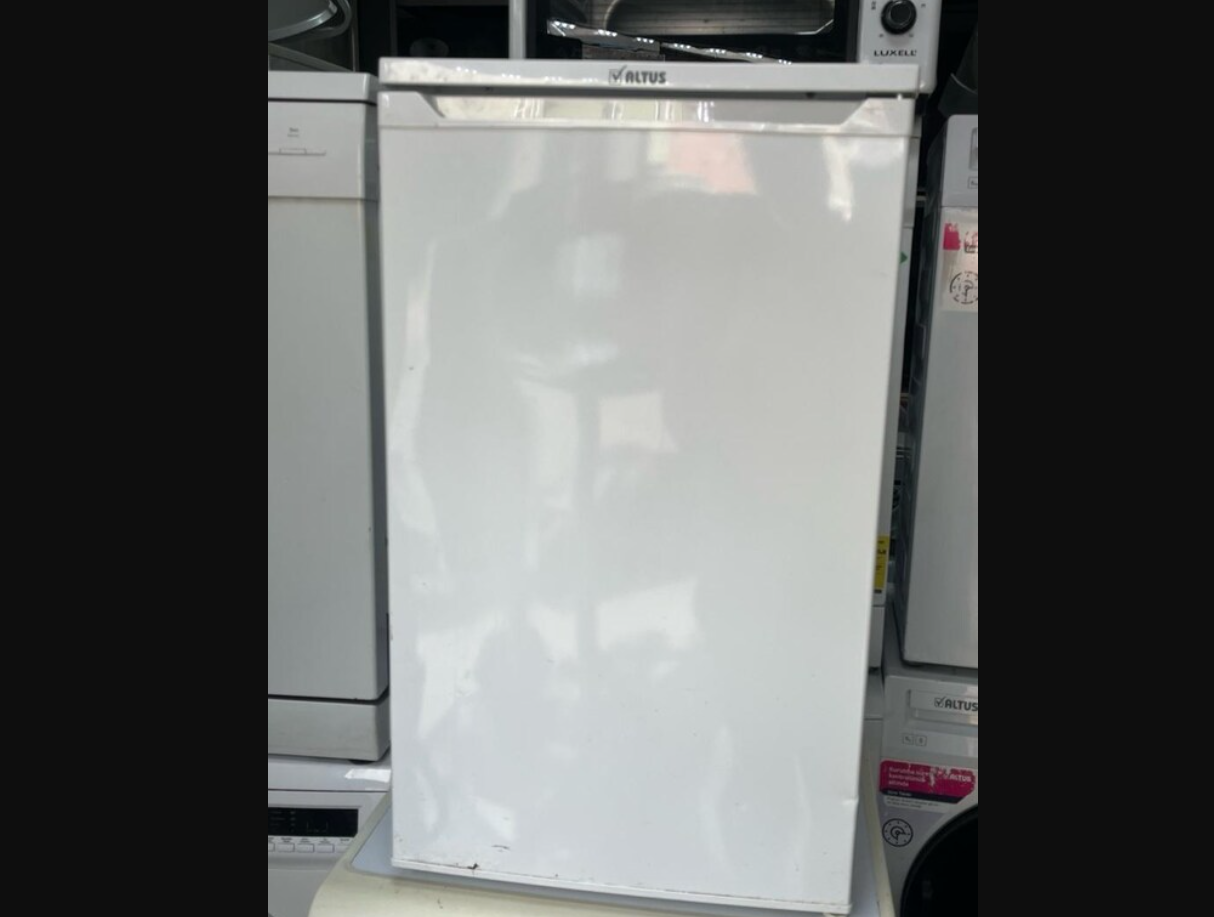 Altus Büro Tipi Mini Buzdolabı sağlam