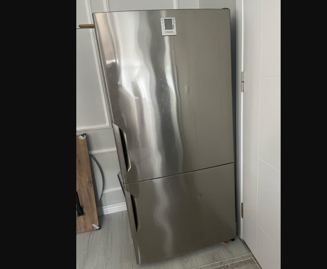 Electrolux Buzdolabı gri inoks